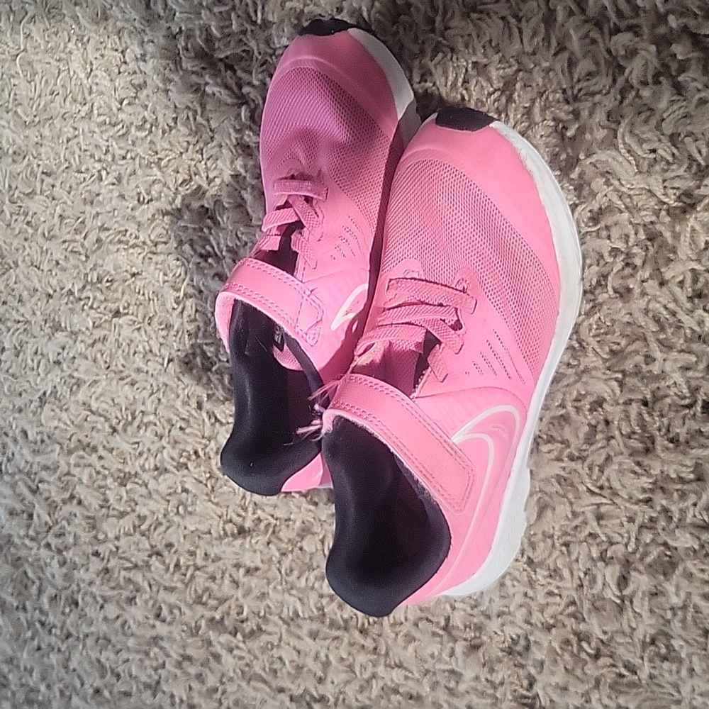 7/$25. Girls shoes